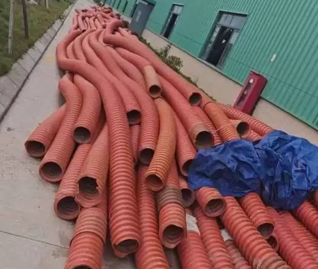 Ống nhựa xoắn HDPE cũ